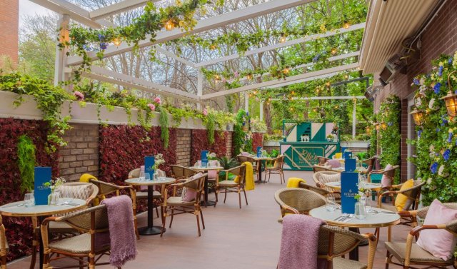 Elle's Bar and Bistro