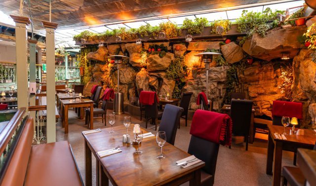 Harcourt Bar Garden Lounge